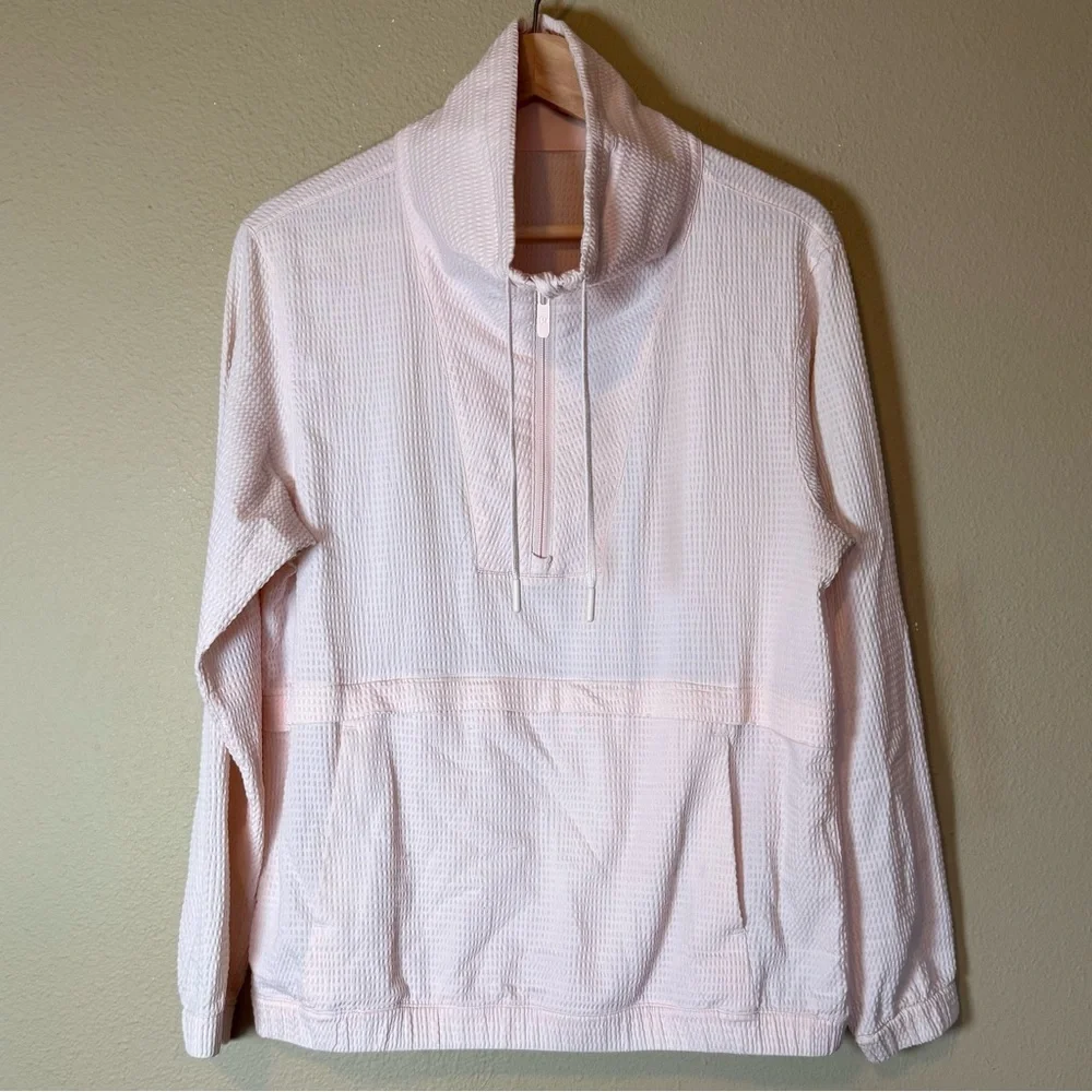 Lululemon Pack Light Packable Pullover in Porcelain Pink
